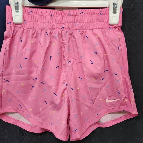 🆕️ Nike Tee & Shorts - Picture 4 of 5